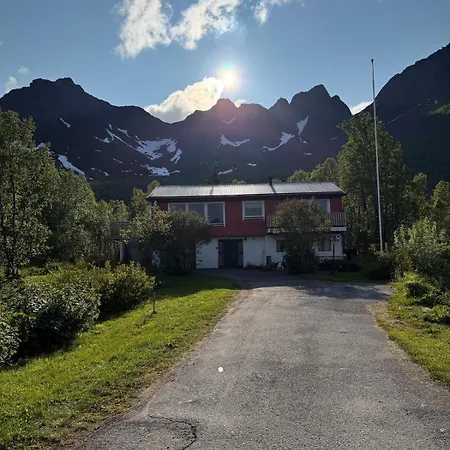 Hébergement de vacances Solstad Senja